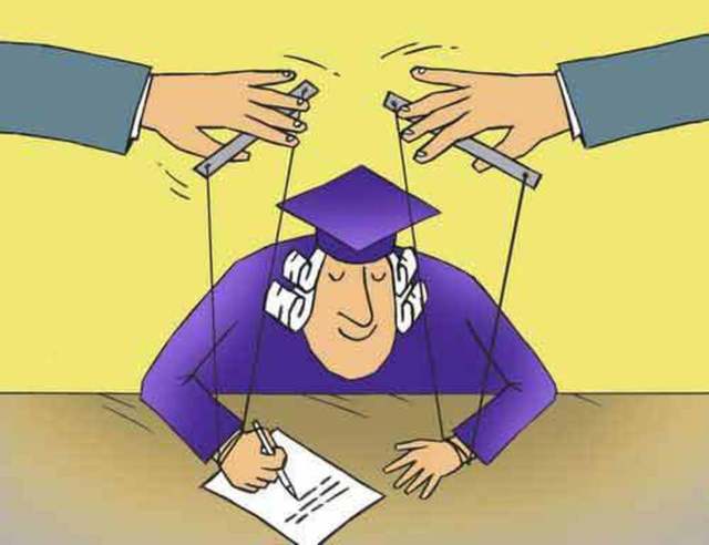 На суде у Ольги Никитовой